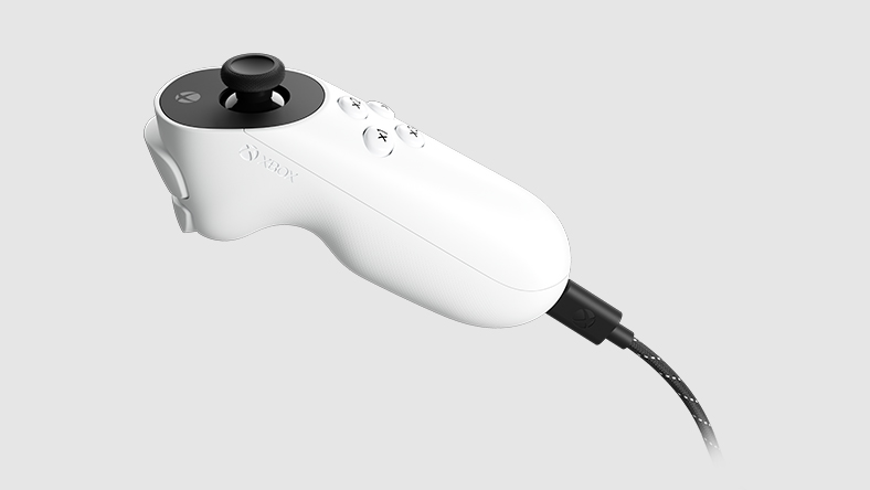 Widok z boku na adaptacyjny joystick Xbox