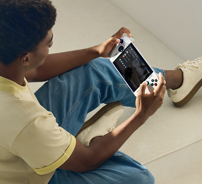 Gamer using the ROG Xbox Ally with UI showing the Xbox Game bar