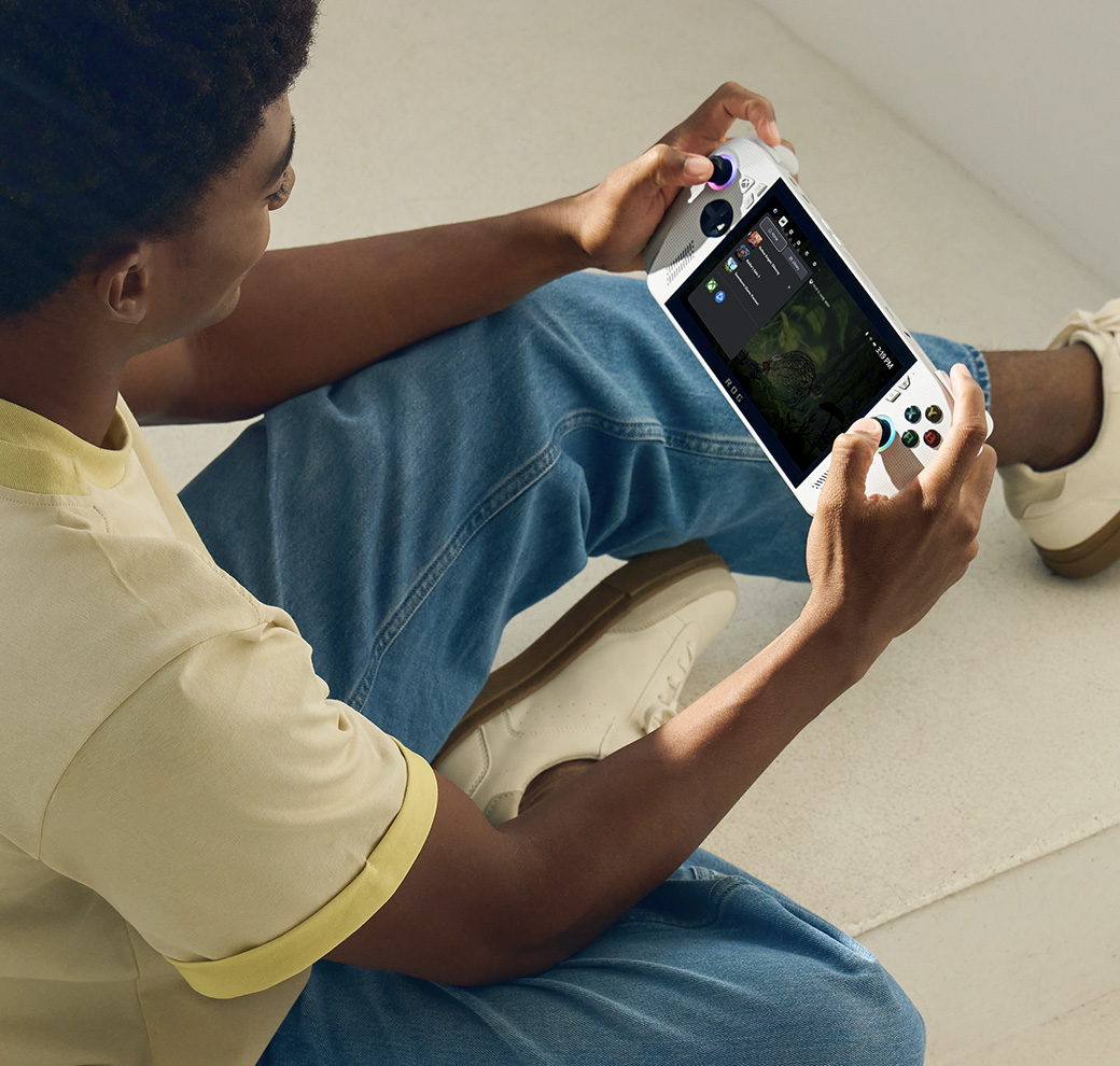 Gamer using the ROG Xbox Ally with UI showing the Xbox Game bar